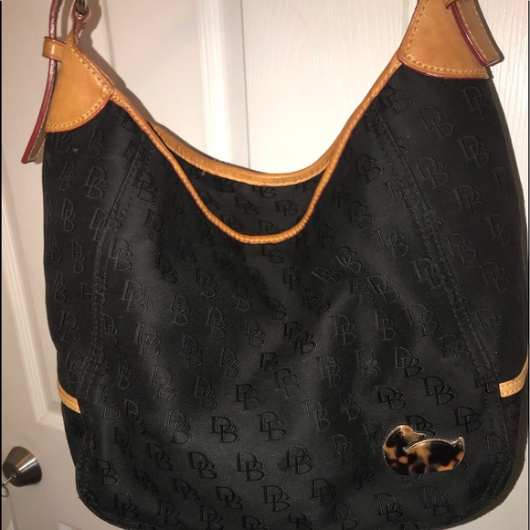Dooney and Bourke with turtle shell duck emblem very nice - Picture 3 of 6